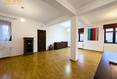 Popa Nan – Pache Protopopescu • Vilă P+1+M, curte proprie, 180mp - 16