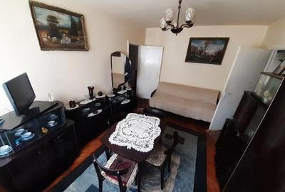 Apartament cu 3 camere semidecomandat în Cetate - 1