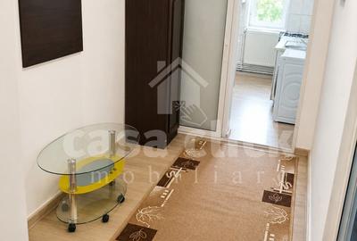 Apartament cu 2 camere decomandat în Micro 17 - 7