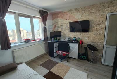 Apartament cu 2 camere semidecomandat, mobilat în Craiovița Nouă - 1