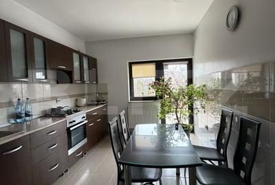 Casă cu 4 camere cu Canalizare în 1 Mai - 18