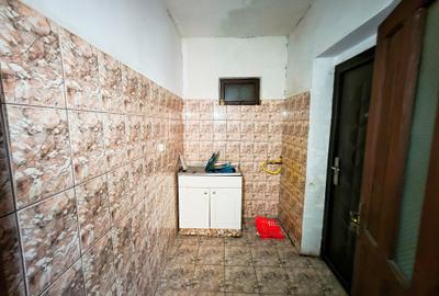 Casă individuală cu 12 camere cu Teren 265 Mp în Nord - 8