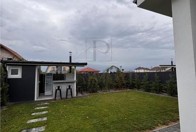 Casă cu 3 camere cu Teren 330 Mp în Central - 2