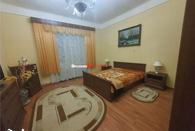 Casă cu 6 camere cu Teren 824 Mp în Central - 15