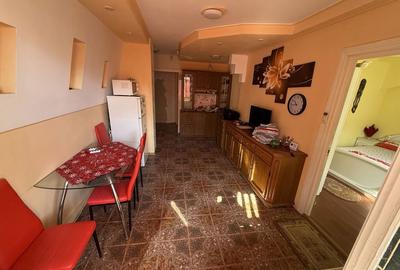 Apartament cu 3 camere decomandat în Central - 3