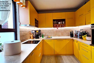 Casă cu 6 camere cu Canalizare în Exterior Est - 6