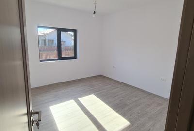 Casă individuală cu 2 camere cu Canalizare în Berceni - 10