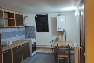 Apartament cu 2 camere decomandat în Cățelu - 3