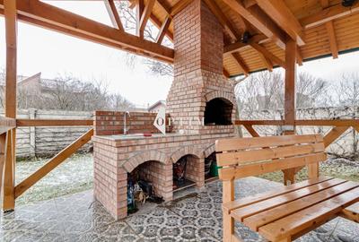 Apartament cu 3 camere decomandat în Sisești - 22