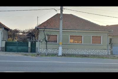 Casă cu 4 camere în Exterior Vest - 3