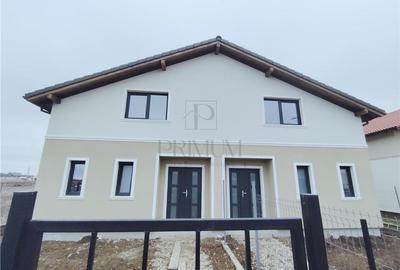 Duplex cu 4 camere cu Teren 300 Mp în Moșnița Nouă - 1