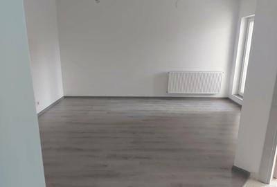 Garsonieră decomandată în Berceni - 2