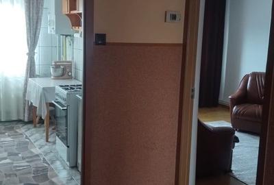 Apartament cu 4 camere decomandat în Burdujeni - 2