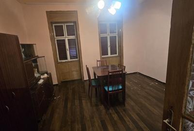 Casă cu 4 camere cu Teren 1000 Mp în Ciclova Română - 6