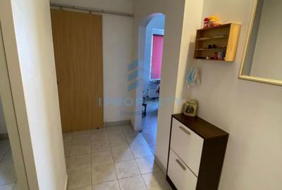 Apartament cu 2 camere, mobilat în Romană - 4
