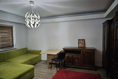 Apartament cu 3 camere decomandat în Aviației - 2