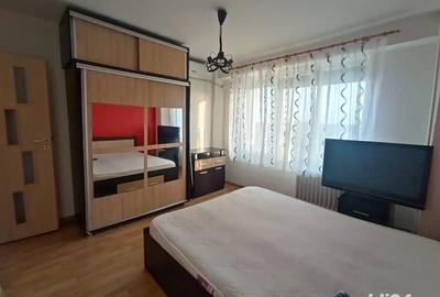 Apartament 3 camere decomandat Vis-a-Vis de piata Decebal - 1