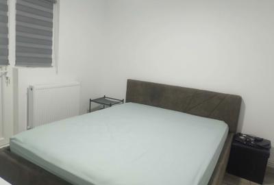 Apartament cu 3 camere decomandat în Găești - 1