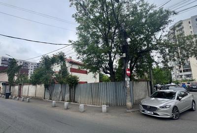 Casa de inchiriat 7 camere Sector 4, ideal pentru clinic... - 2