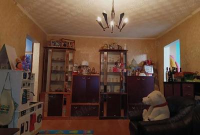 Apartament cu 3 camere semidecomandat în Central - 5