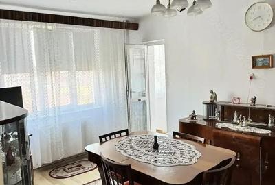 Apartament cu 2 camere decomandat în Noua - 6
