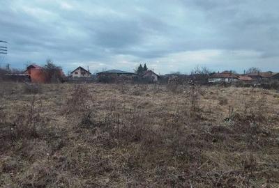 Spațiu comercial, în Cheia - 4