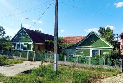 Casă cu 4 camere în Central