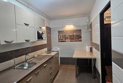 Giurgiului 3 Camere: Centrală Proprie, Lift Nou și Parcare sub Ochii Tăi - 2