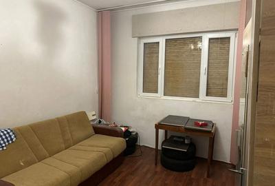 Casă cu 2 camere în 1 Mai - 5