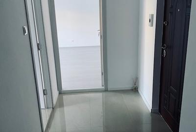 Vand 2 camere renovat integral Steaua! - 4