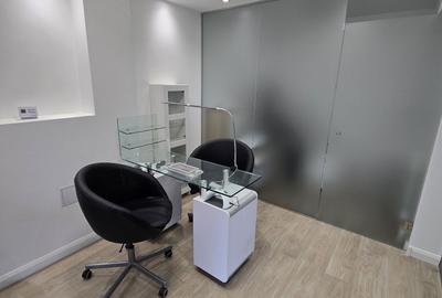 Spațiu comercial, în Central - 8