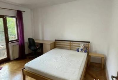 Apartament cu 2 camere decomandat în Lipovei