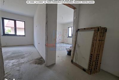 Casă cu 4 camere cu Teren 260 Mp în Podu Roș - 14