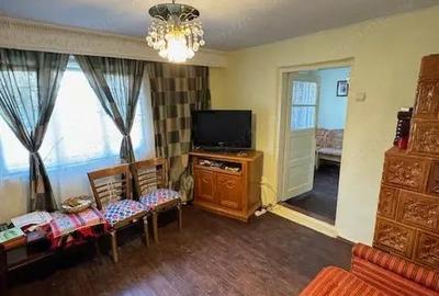 Casa cu 807 mp teren de vanzare, SERBANESTI, str. Spicului-Bacau - 8