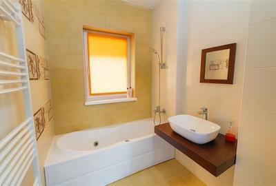 3 camere,decomandate,terasa 42 mp, mobilat,echipat,parcare,Tractorul,Brasov:3D! - 7