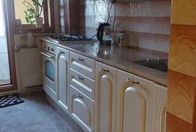 Inchiriere apartament 3 camere vedere superba spre Dunare, complet mobilat - 6