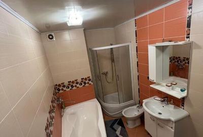 De vanzare 3 camere in zona Schei - 1