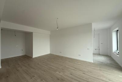 Apartament cu 2 camere semidecomandat în Băneasa