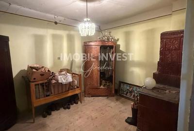 Casă cu 2 camere cu Teren 185 Mp în Ighiu - 9