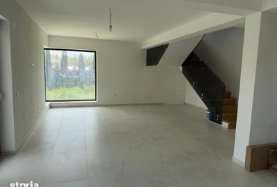 Casă cu 5 camere cu Teren 500 Mp în Bod - 1