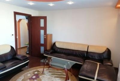 Apartament cu 3 camere decomandat, mobilat în 13 Septembrie - 4