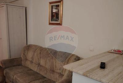 Garsoniera zona ultracentrala de inchiriat - 1