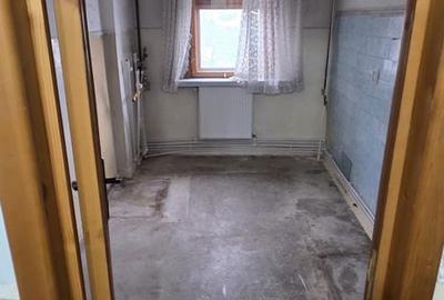 Apartament cu 3 camere decomandat în Exterior Vest - 2