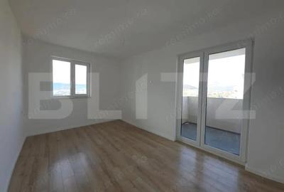 Apartament cu 3 camere semidecomandat în Central - 5