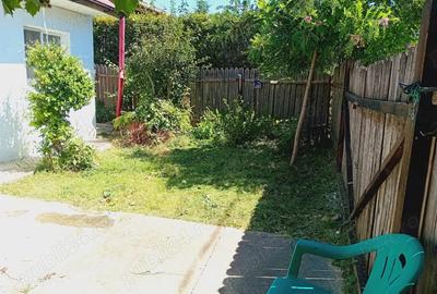 Vand casa cu 2 camere ,300 mp curte - 6