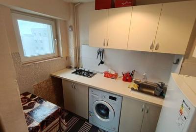 Garsonieră decomandată în Vitan - 3