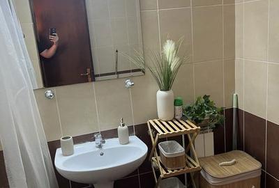 Casă cu 2 camere cu Canalizare în Central - 1