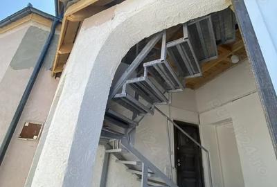 Casă cu 6 camere cu Teren 99 Mp în Știrbei Vodă - 1