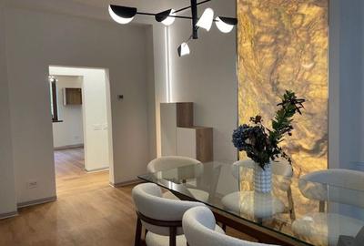 Prima Inchiriere:Str. Paris-Dorobanti Capitale,et.1