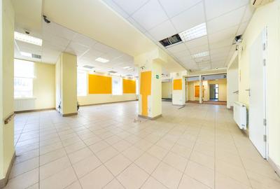 Spațiu comercial, de 612 mp, în 13 Decembrie - 7